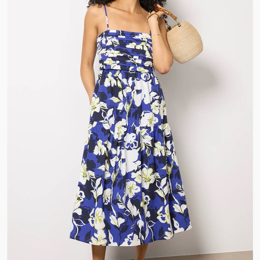 Evereve Blue and White Floral Midi Dress